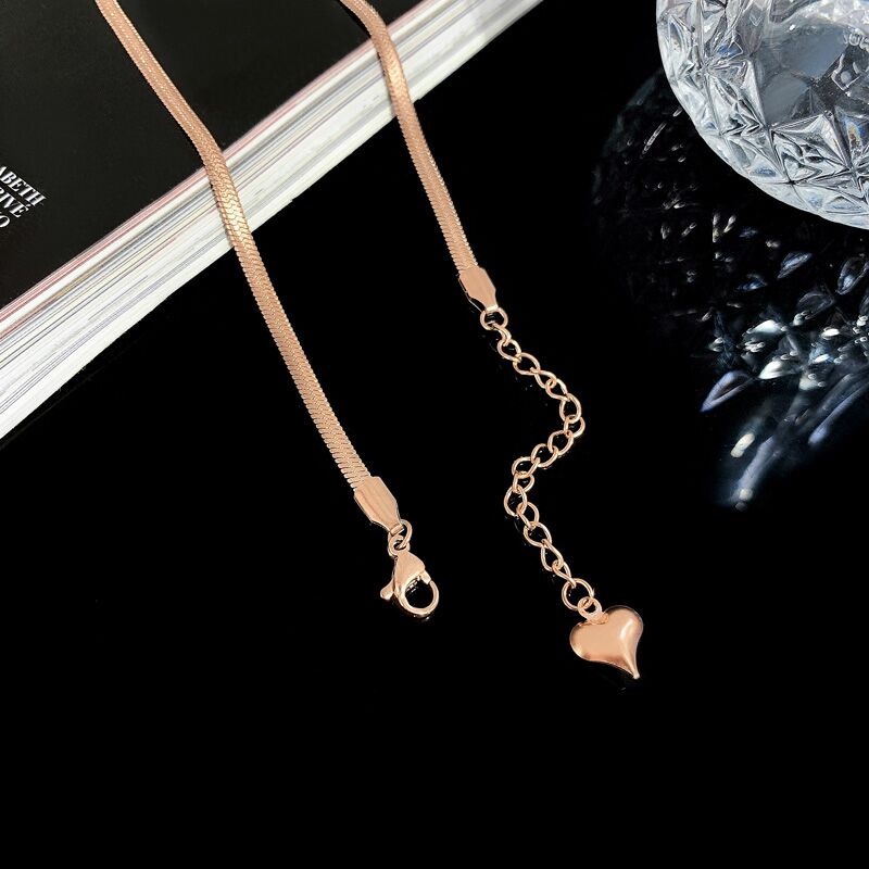 Lắc tay nữ titan không gỉ vòng tay titan nữ mặt cỏ 4 lá trang sức titan cao cấp thời trang