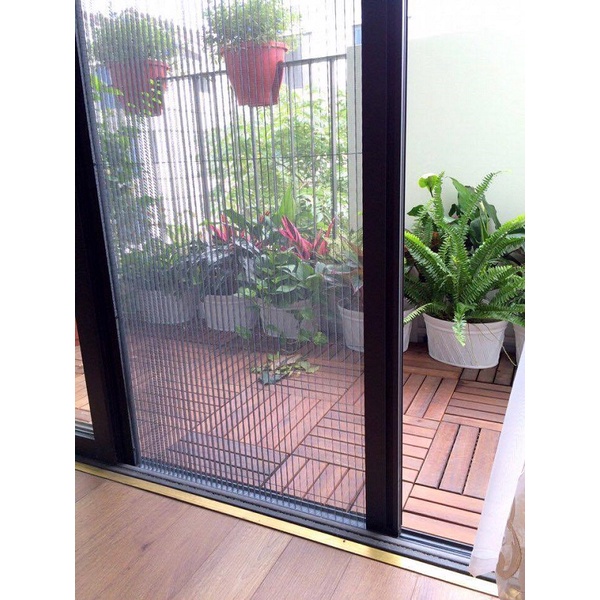 Cửa đi lưới chống muỗi xếp lùa