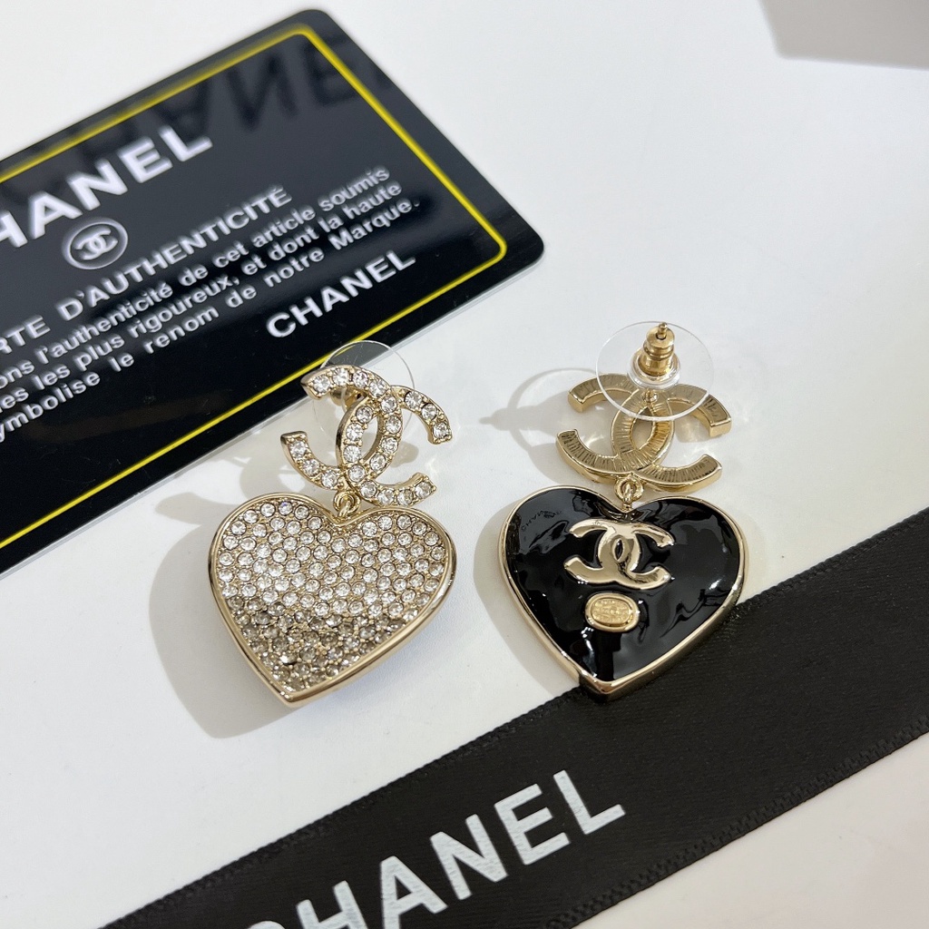 Bông tai hình trái tim thời trang nữ cao cấp Channel sành điệu, thanh lịch và cá tính