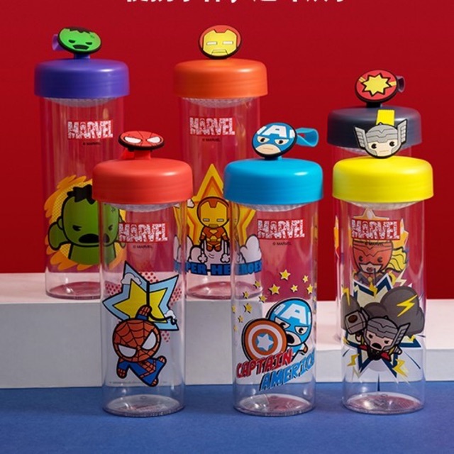 Bình nhựa đựng nước miniso marvel