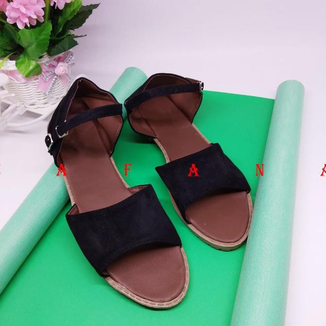 Sandal Nữ Màu Đen Slop Sdl76-40 | BigBuy360 - bigbuy360.vn