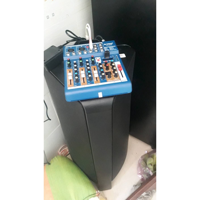 Bộ Mic Hát Karaoke Gia Đình, Bàn Trộn Mixer F4 Pro + Bộ 2 Micro Không Dây Đa Năng Max 56 - Hút Âm Tốt, Chống Hú Hiệu Quả