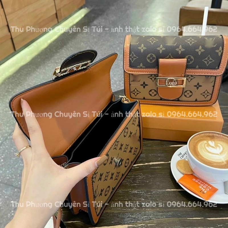 Túi đeo chéo, đeo vai hoạ tiết hoa nâu sang chảnh