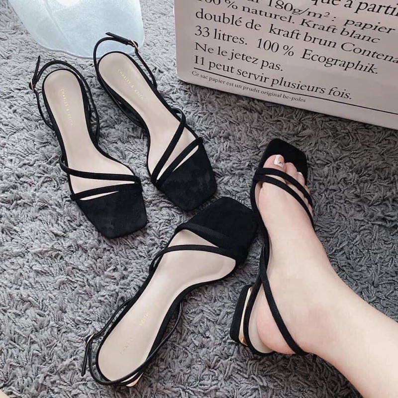 Sandal bệt quai mảnh hàn quốc siêu xinh đi biển chụp choẹt còn gì bằng.CHỈ BÁN HÀNG LOẠI 1