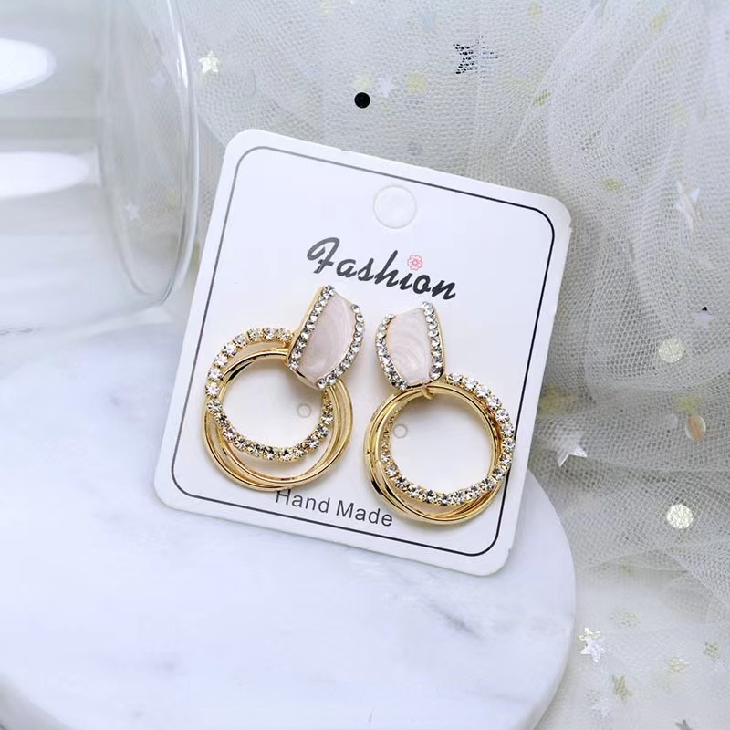 Đôi Khuyên Tai Dài Tua Rua Đính Đá Mắt Mèo Phong Cách Hong Kong Sáng Tạo Thời Trang