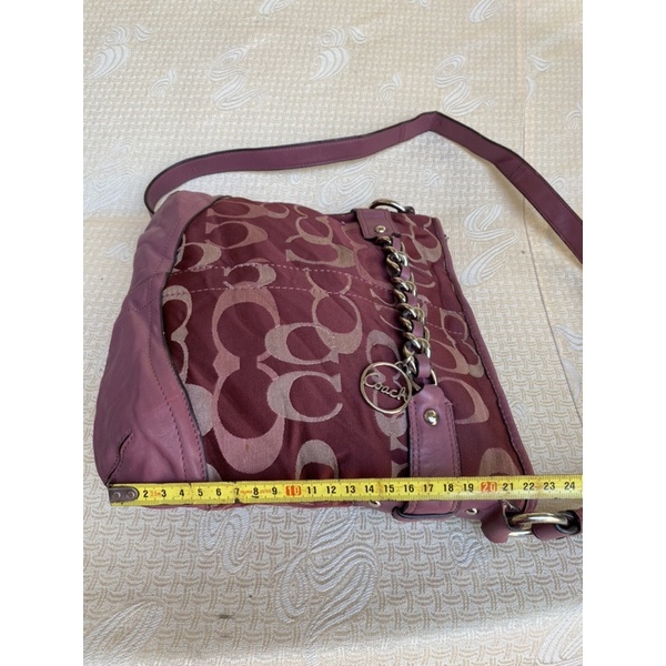 Túi chuẩn si. Túi qua sử dụng. Khách vui lòng xem hình nếu muốn biết thêm thông tin sản phẩm mời khách vô chat . Thanks.