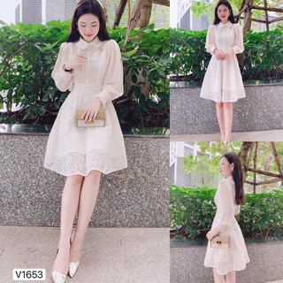 Váy xoè ren màu kem cổ bẻ dài tay phối voan siêu xinh