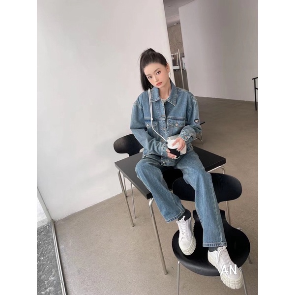 Khoác bò tag tay chữ lưng