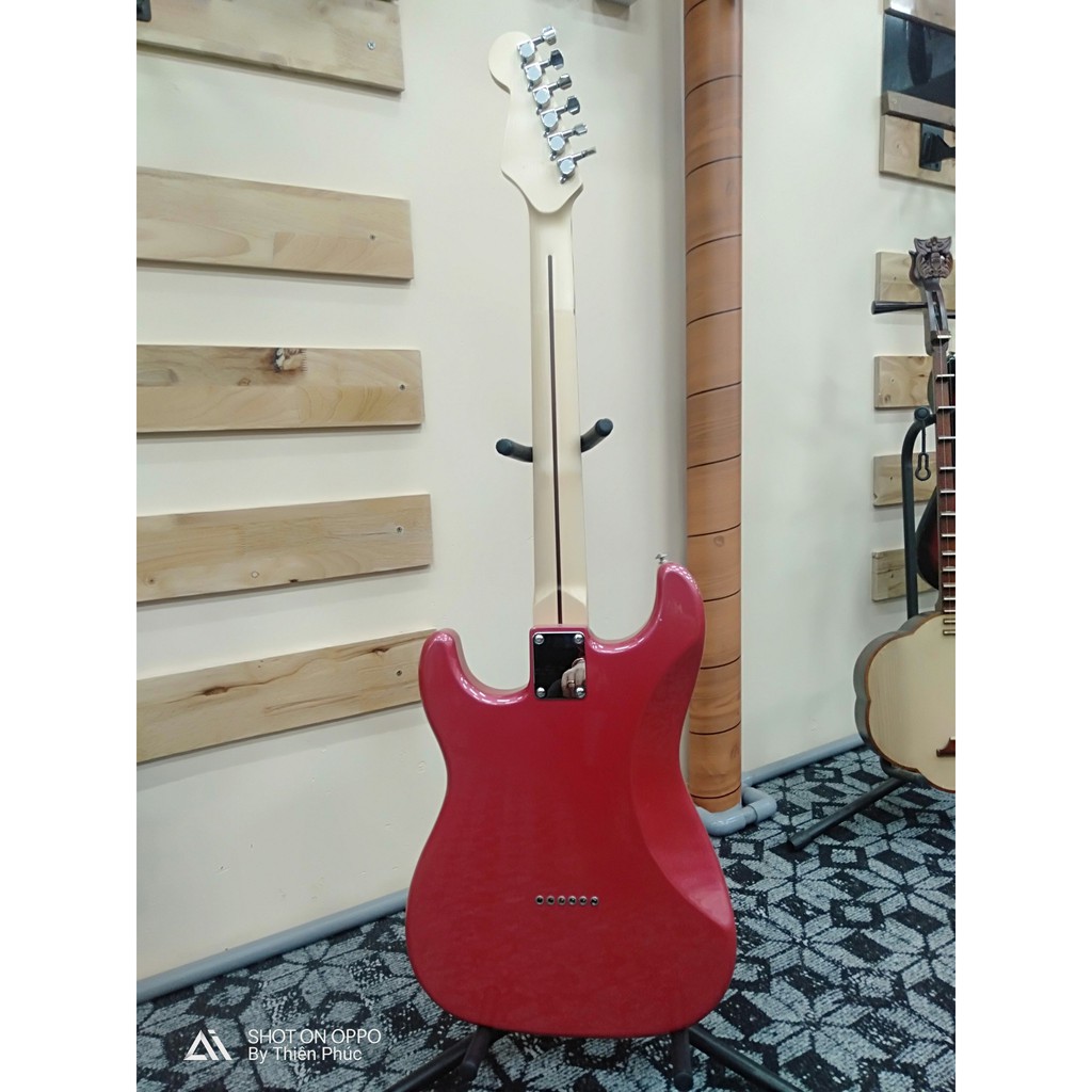 Guitar điện cổ Fender