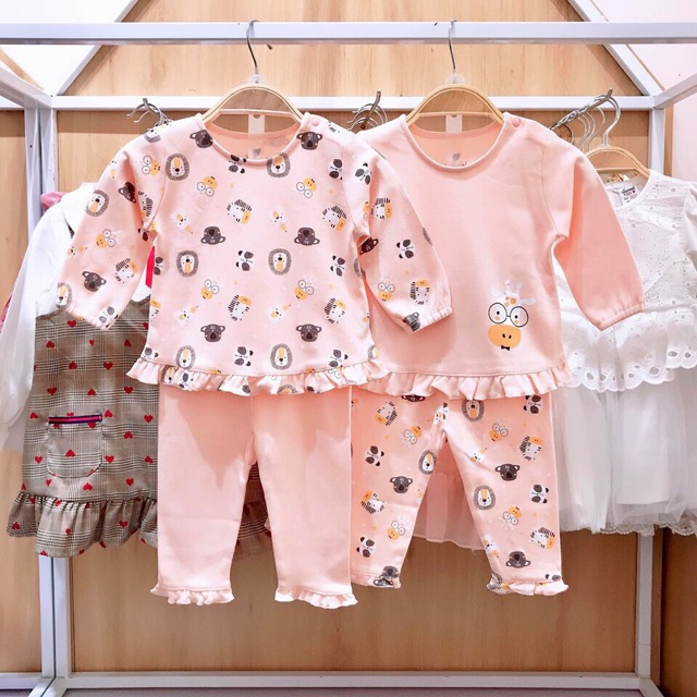 LULLABY 2019 - Set 2 áo/quần/bộ dài tay áo bèo gấu cho bé gái từ 3 tháng đến 4 tuổi