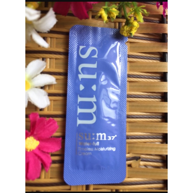 Kem dưỡng ẩm cấp nước Su:m37 | BigBuy360 - bigbuy360.vn