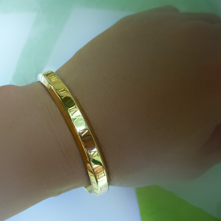 Vòng tay đeo cặp VZ735