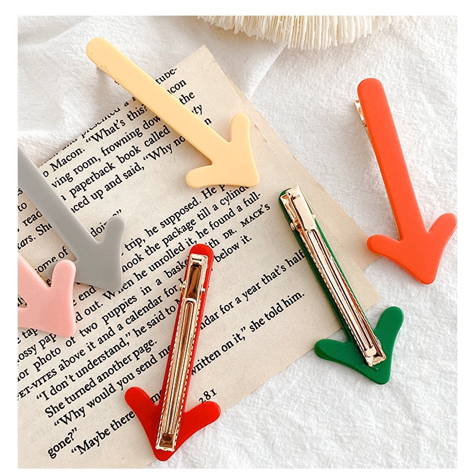 Kẹp tóc mái IELGY hình mũi tên màu kẹo dễ thương