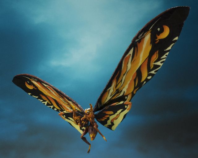 Mô hình đồ chơi Godzilla Kaiju Mothra SH Monster 2019. .