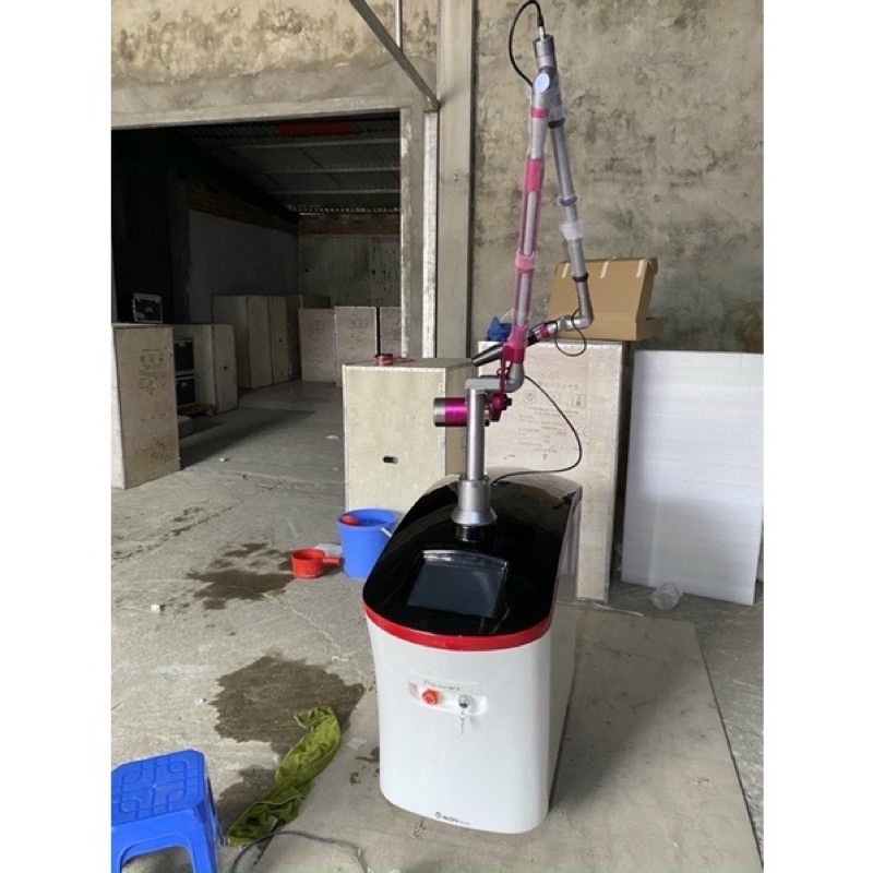 Máy laser trục khuỷu xóa xăm bắn nám tàn nhang dùng trong spa tmv bh 18th