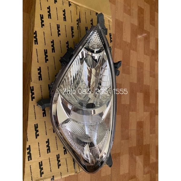 Đèn pha Innova ( giá 1 chiếc , TYC , Taiwan )