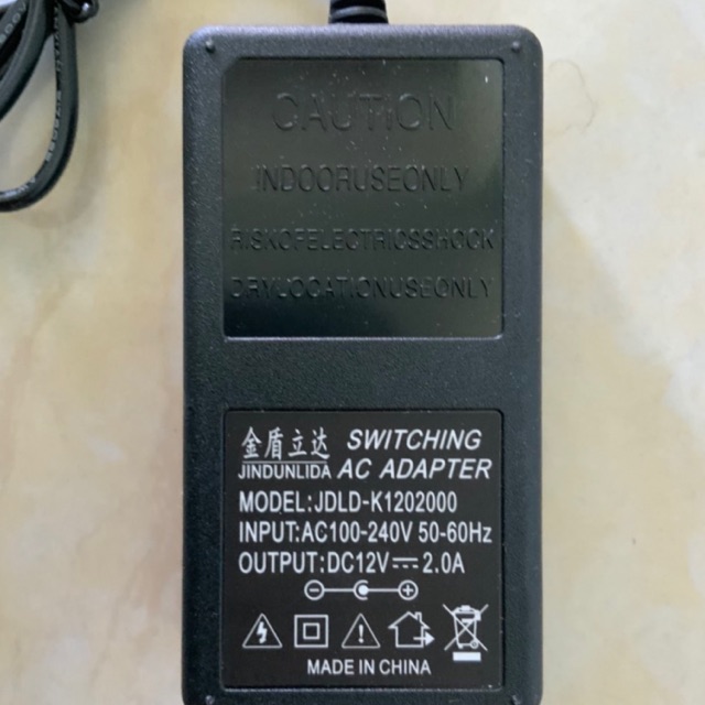 Nguồn sạc 12V-2A chân zắc đa năng