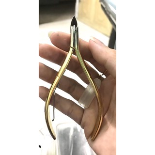Kềm cắt da bán nguyệt