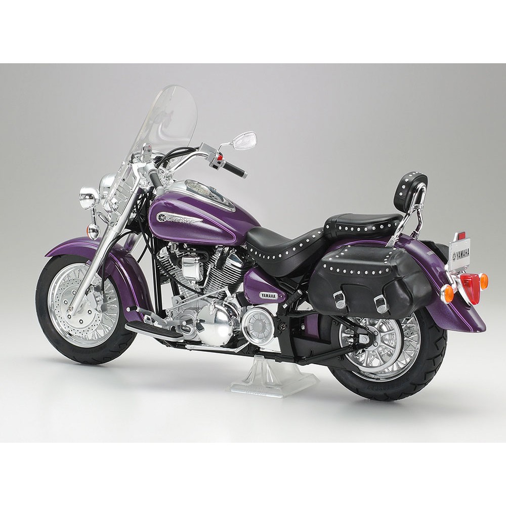 14135 Mô hình mô tô 1/12 SCALE YAMAHA XV1600 RoadStar Custom