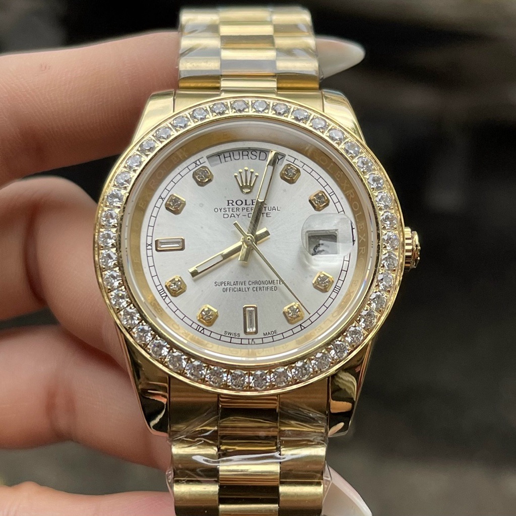 Đồng Hồ Nam R0lex Day-Date Yellow Gold Diamond Bezel 218238 - Size 40mm
