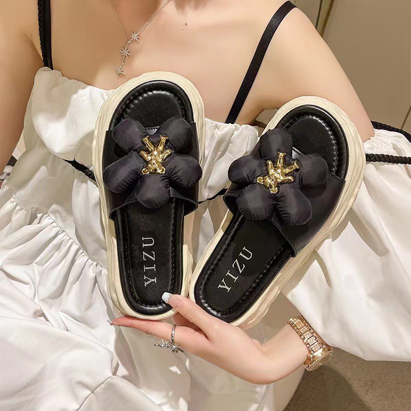 Dép nữ thời trang YiZu cao 3cm tôn dáng thời trang đính hoa gấu siêu đẹp