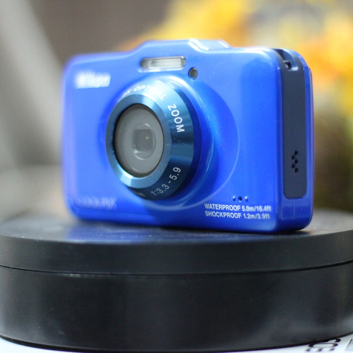Máy ảnh chống nước Nikon S31 quay chụp tốt