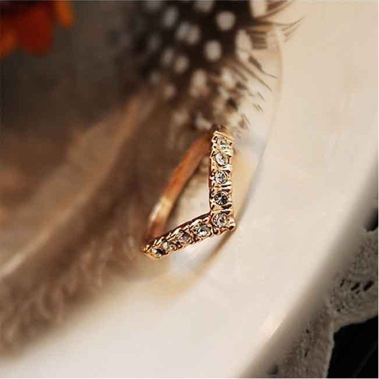 Nhẫn ngón tay Pinkie nạm kim cương / Trang sức đẹp Hàn Quốc / Nhẫn thiết kế hình chữ V độc đáo