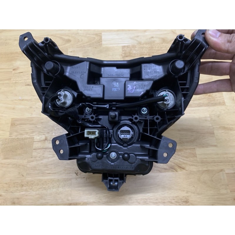 pha đèn trước suzuki satria fi+ giắc xinhan chính hãng