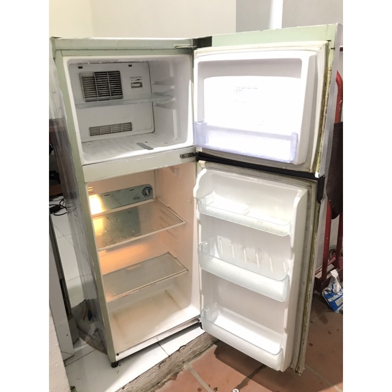 Tủ lạnh Toshiba 150 lít