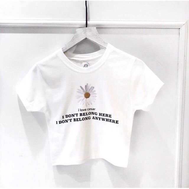 Áo thun cổ tròn ,áo thun CROPTOP thêu cúc tay ngắn