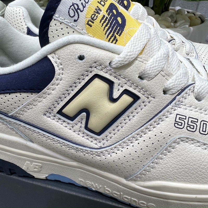 Full box+quà tặng🎁Giày thể thao _Nb 550 Rich Paul kem vàng đế xanh biển nam nữ