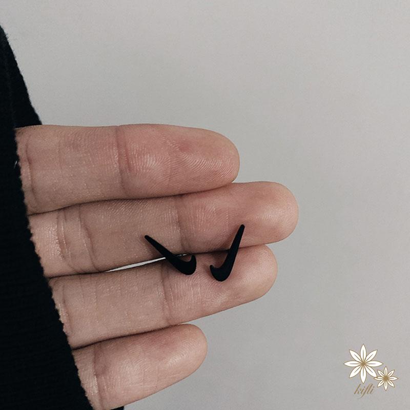 【Kifli】Hoa tai đinh tán kiểu thương hiệu hợp xu hướng đơn giản phong cách đường phố dành cho nam và nữ