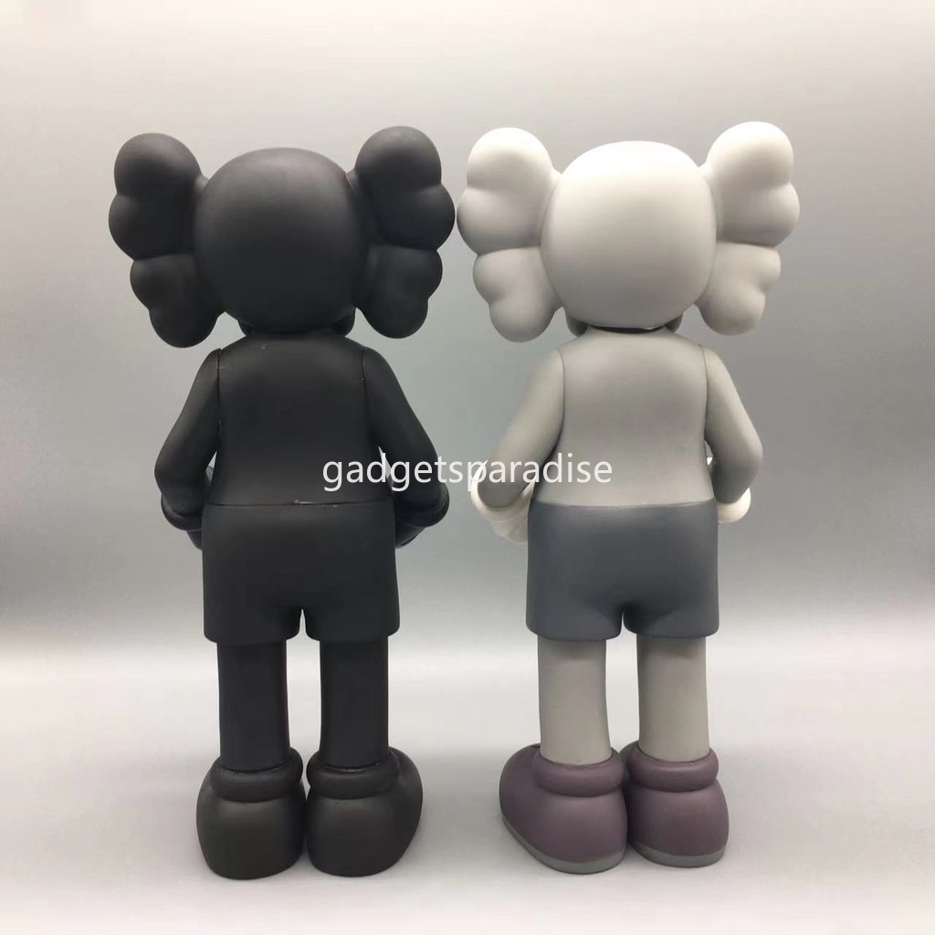 Mô Hình Nhân Vật Kaws Bằng Nhựa PVC Cao 30cm