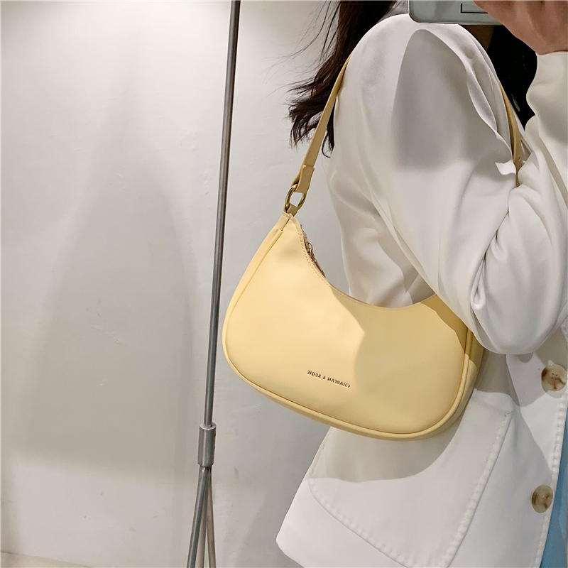 Túi xách đeo vai phong cách 2021 cho nữ IELGY