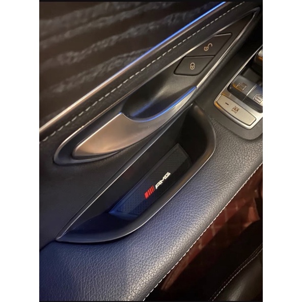 HỘC ĐỂ ĐỒ MERCEDES 4 CÁNH CỬA TIỆN LỢI