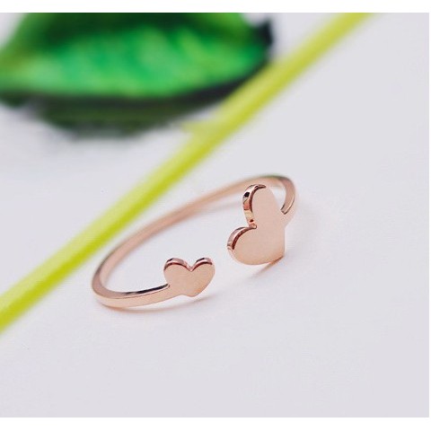 NHẪN TITAN TRÁI TIM FREE SIZE MÀU VÀNG siêu cute - tặng hộp đựng xinh xắn