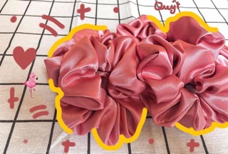 🌷scrunchies buộc tóc màu hồng vỏ đỗ cực xinh 🌷