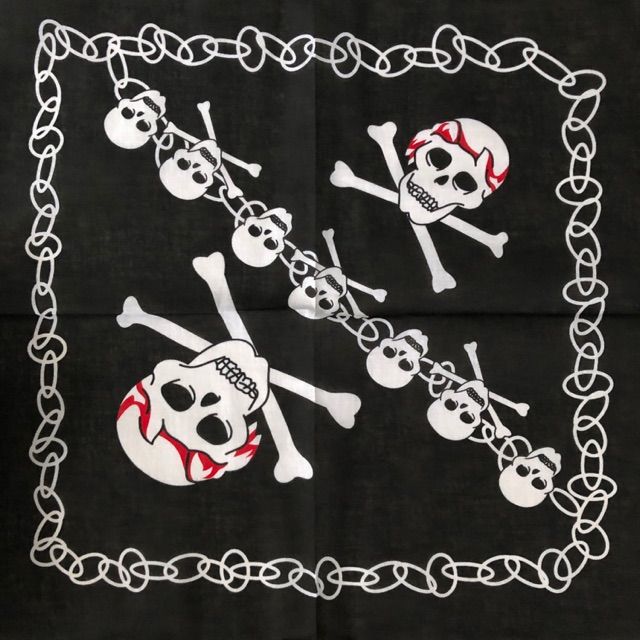 Bandana lạ.