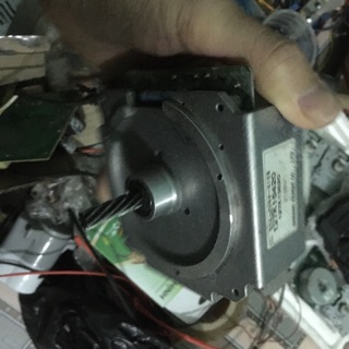Động cơ không chổi than Brushless chạy mạch ngoài ESC