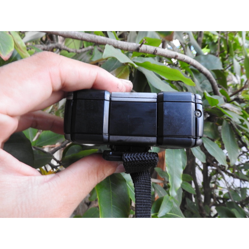 Máy nghe nhạc cassette stereo SHOCK MAN YUHOJIN G7 phát băng 2 chiều kiểu dáng hầm hố độc lạ