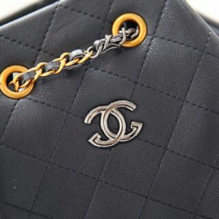 Balo Chanel