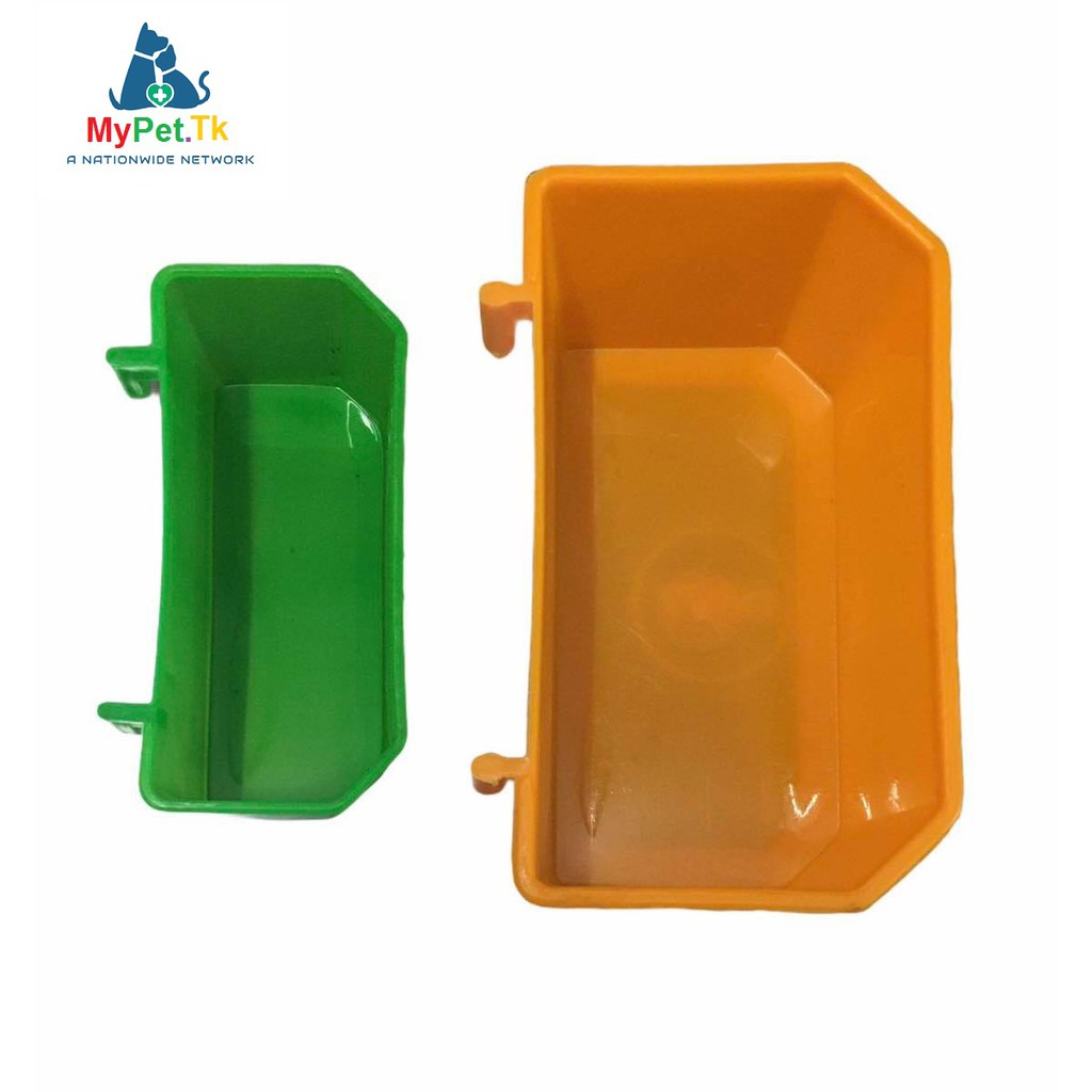Máng Mủ Bồ Câu, Gà