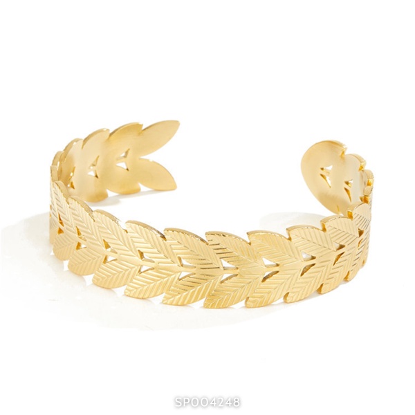 Vòng tay nữ hở Eleanor Accessories titan phụ kiện trang sức thanh lịch sang trọng