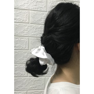 Dây Buộc Tóc, Cột Tóc Scrunchies Chất Vải Lụa Cao Cấp Sang Chảnh