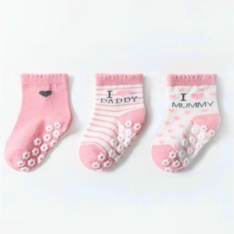 Set 3 đôi tất/ vớ cổ cao đế chống trượt MUMMY DADDY cho bé