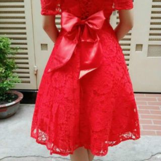 HÌNH THẬT ĐẦM TRỄ VAI NƠ LƯNG