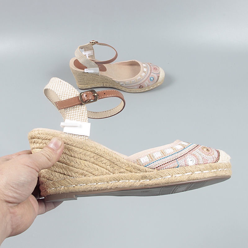 Giày Sandal Hở Ngón Đế Xuồng Đan Cói Dày Thêu Họa Tiết Cổ Điển Thời Trang Mùa Hè Cho Nữ
