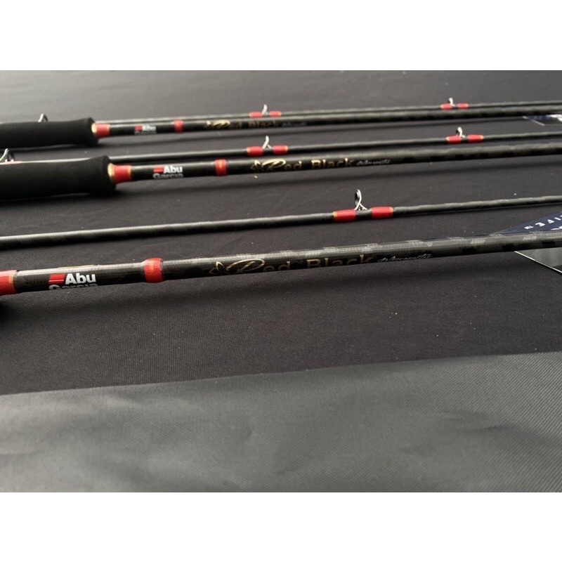 Cần lure Abu Garcia Red Black Carbon 2 Da xoắn toàn thân siêu bạo lực