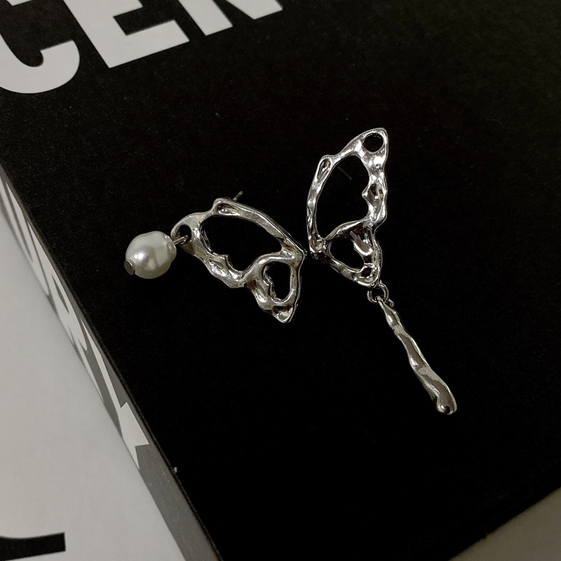 Khuyên Tai Hình Bướm Không Gây Dị Ứng Thời Trang Cho Nữ