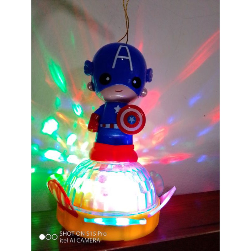 Đèn Trung Thu Siêu Anh Hùng trên Đài Phát Sáng